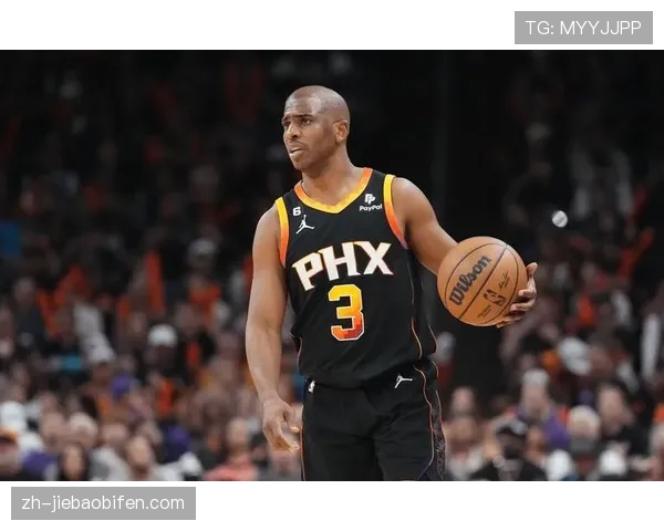 人物特写：克里斯·保罗在菲尼克斯领取“社区援助奖”